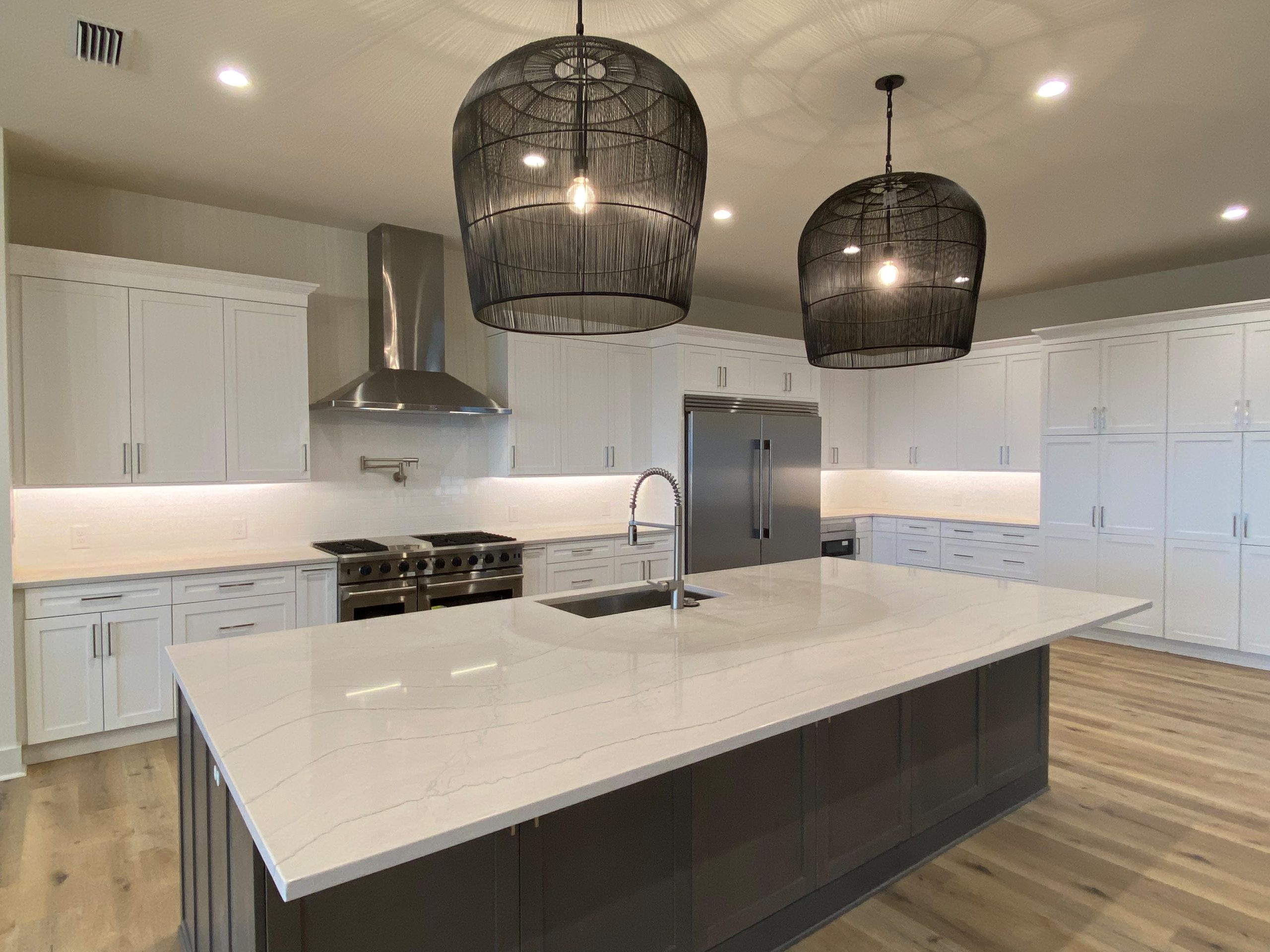 Blog 3 5 Tips for Choosing the Right Electrical Contractor for Your Project